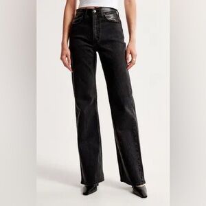 Abercrombie leather trimmed black wash 90s relaxed High Rise Jeans 00P